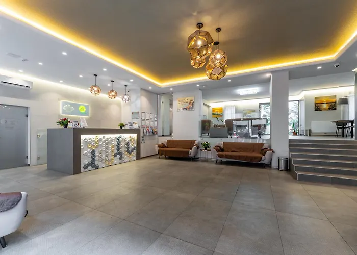 Superior Apartment, Next To Corvin Shopping Mall, 2bedrooms, Ac, Near Metro Apartament Budapesta
