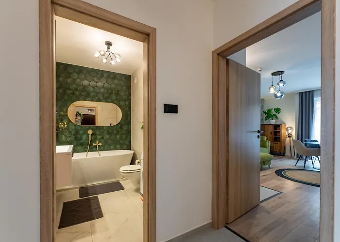 Apartman Superior Apartment, Next To Corvin Shopping Mall, 2bedrooms, Ac, Near Metro